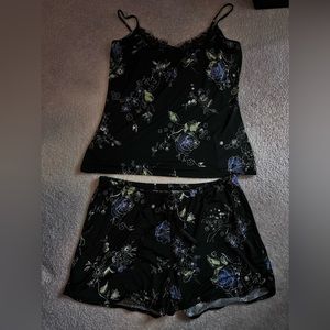 Maidenform black with floral print cami and matching short set, sz M
